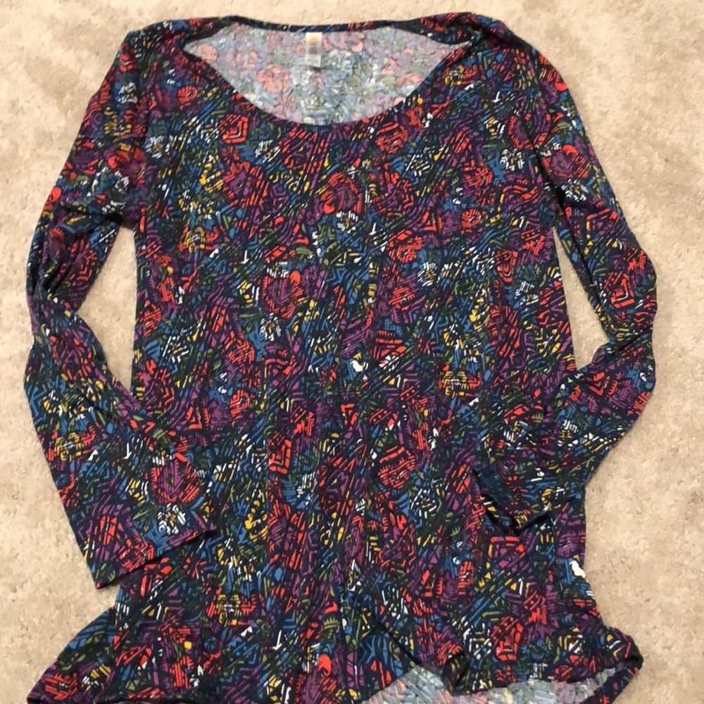 Lularoe Lynnae shirt